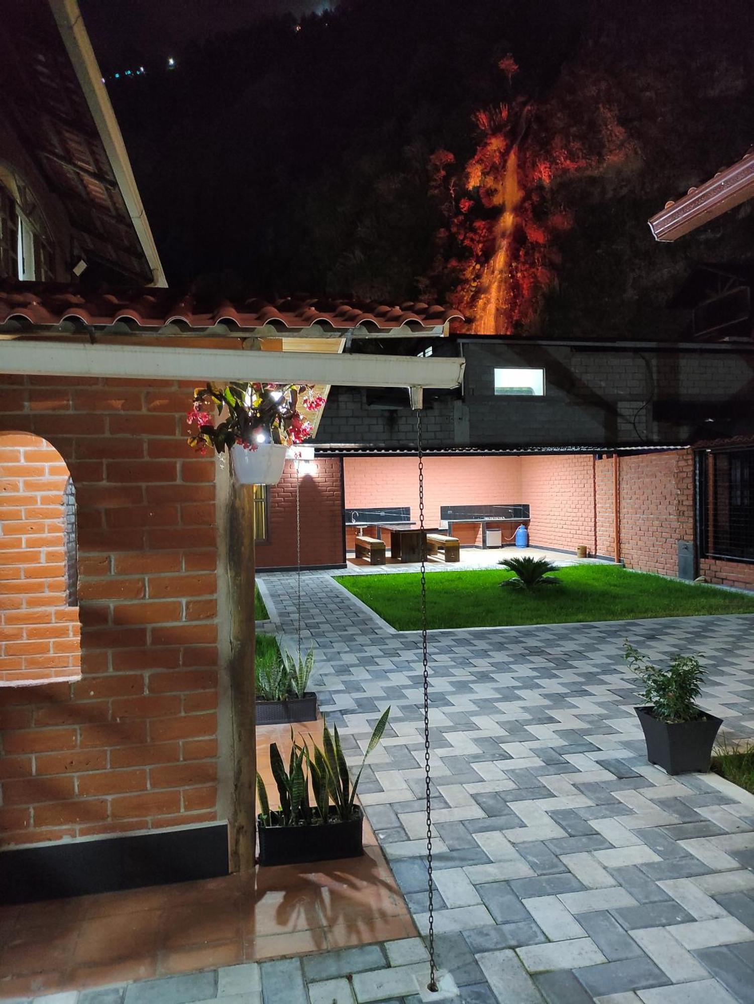巴尼奥斯Refugio De La Virgen别墅 外观 照片